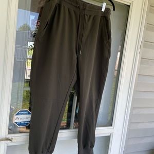 Old Navy quick dry joggers